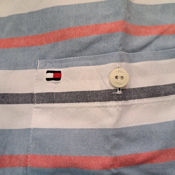 NWOT TOMMY HILFIGER MEN SHIRT Size M striped SHORT SLEEVES COLLAR BUTTON - Picture 5 of 11